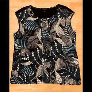 NWOT ANN TAYLOR Floral Mixed Media Sleeveless Top